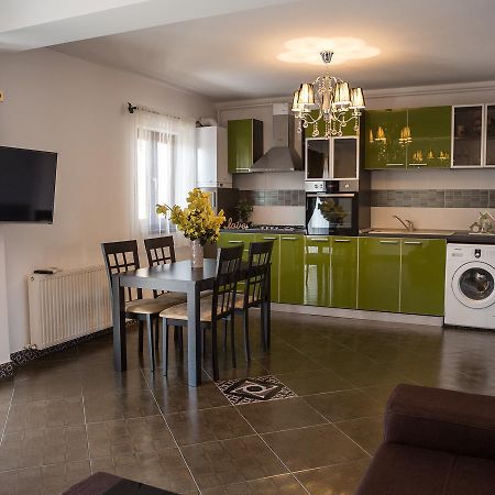 Casa Bella Apartments Bragadiru ภายนอก รูปภาพ