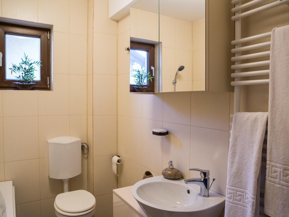 Casa Bella Apartments Bragadiru ภายนอก รูปภาพ