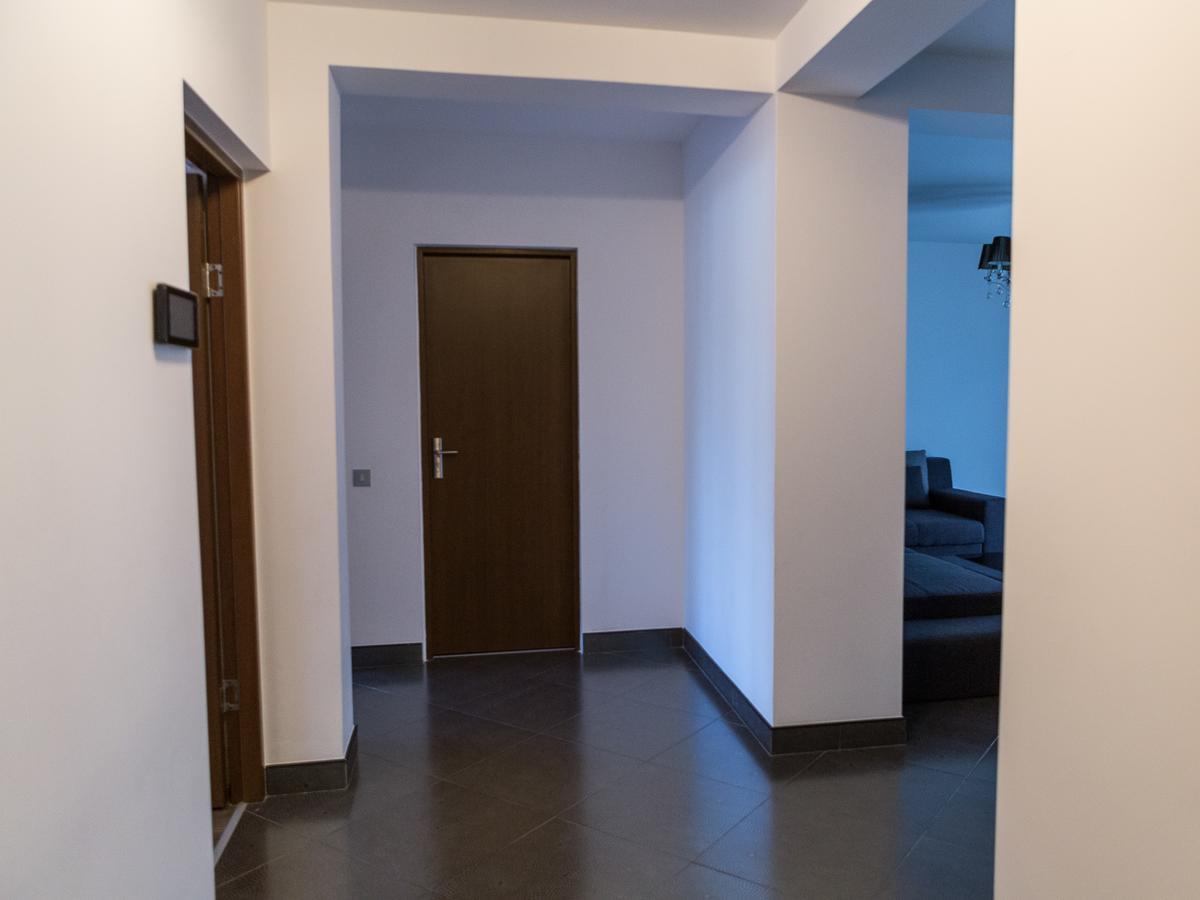 Casa Bella Apartments Bragadiru ภายนอก รูปภาพ