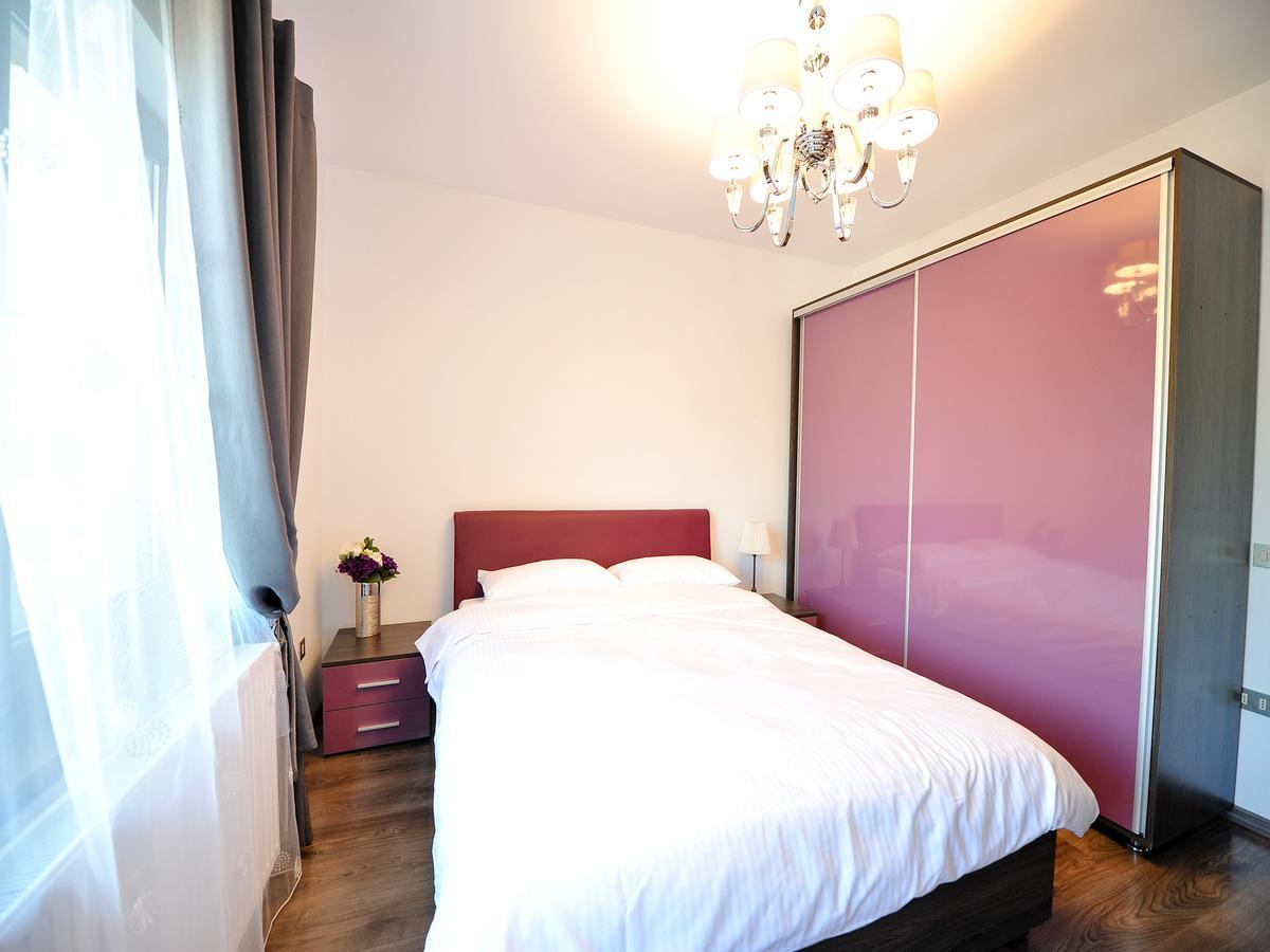 Casa Bella Apartments Bragadiru ภายนอก รูปภาพ